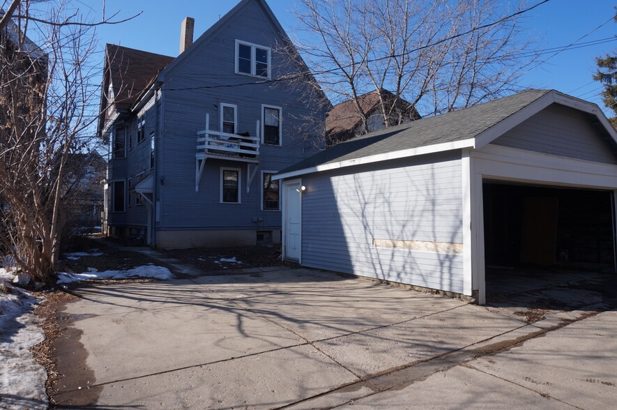 Building Photo - 3024 N Cramer St