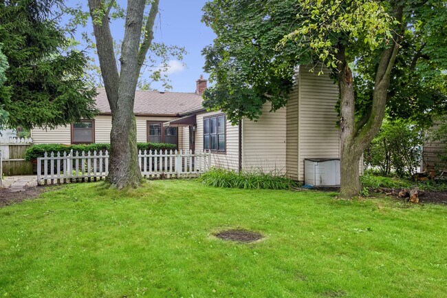 Building Photo - 226 Latrobe Ave