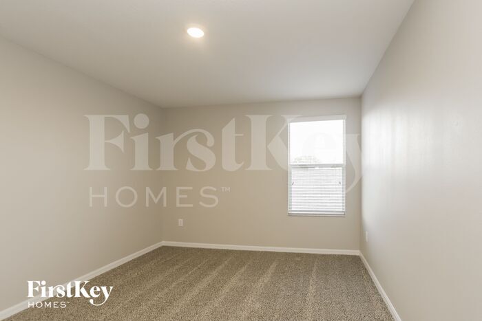Building Photo - 1770 Broad Winged Hawk Dr