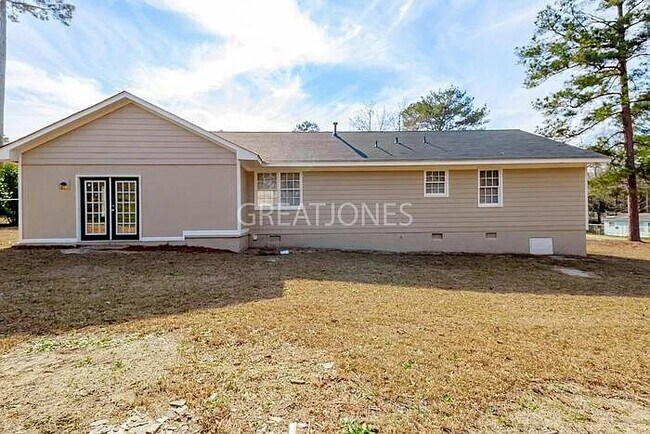 Building Photo - 3175 Wells Pl
