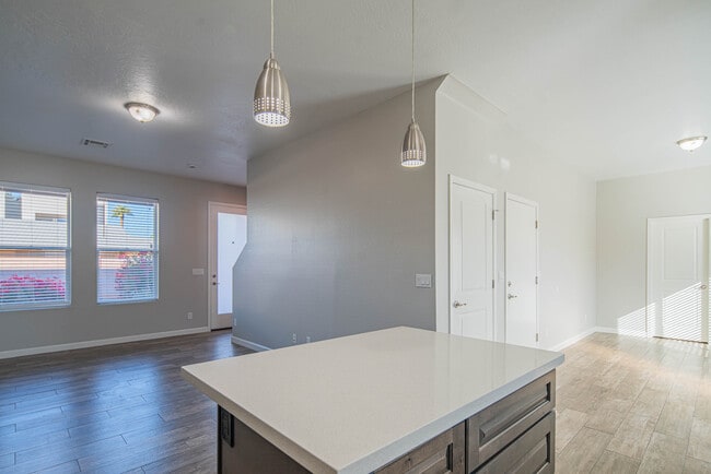 Open kitchen to living and dining room - Citrus on 37th Street