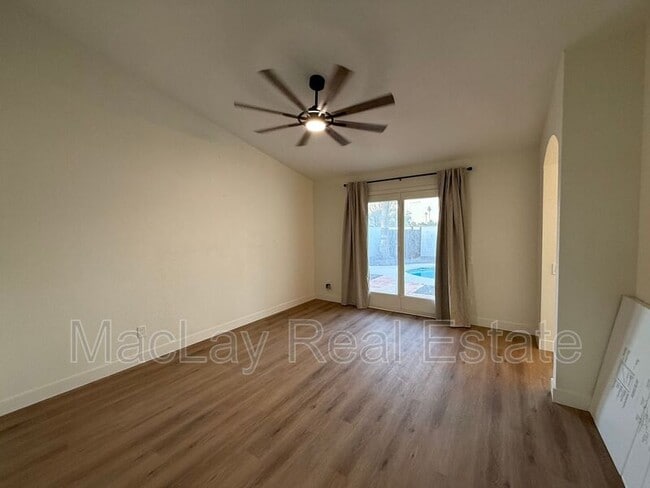 Building Photo - 1720 W Highland St