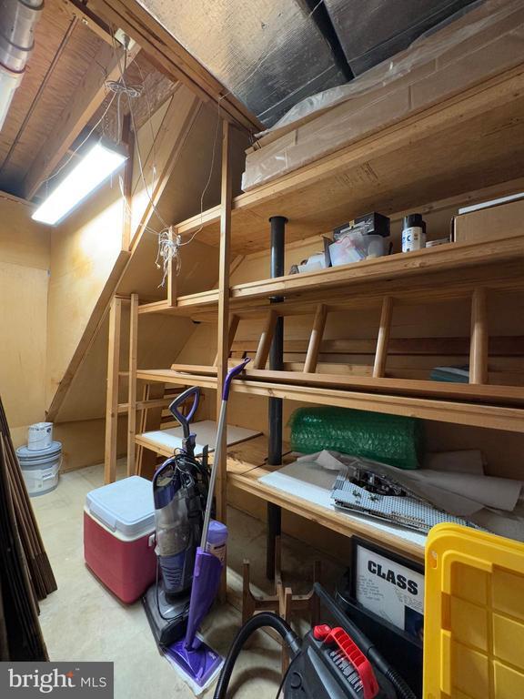 Building Photo - 29080 Autumnwood Dr
