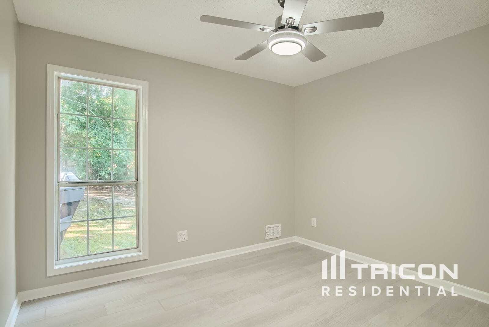 Building Photo - 222 Sawgrass Way