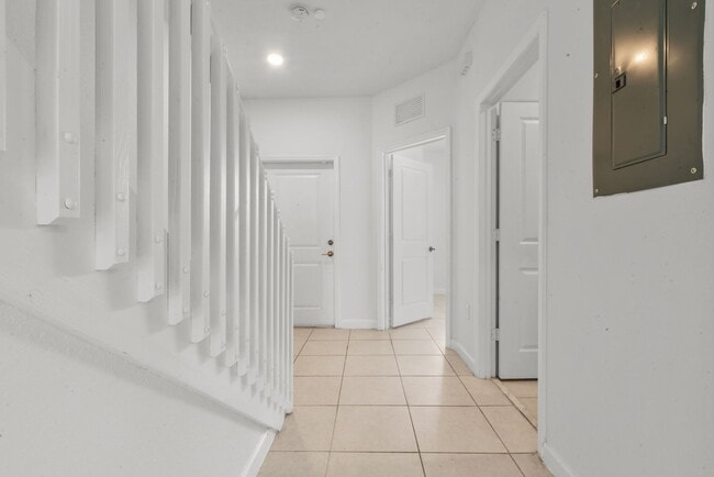 Building Photo - 28637 SW 132nd Ct