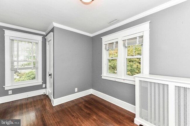 Building Photo - 209 W Myrtle St