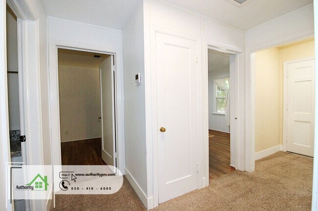 Building Photo - 686 Coronado St