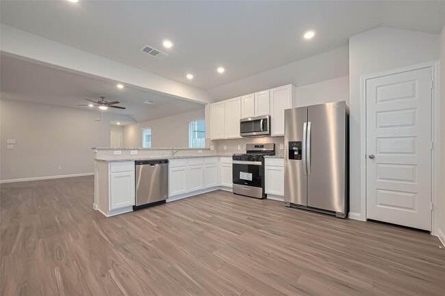 Building Photo - 2412 Cave Fish Dr