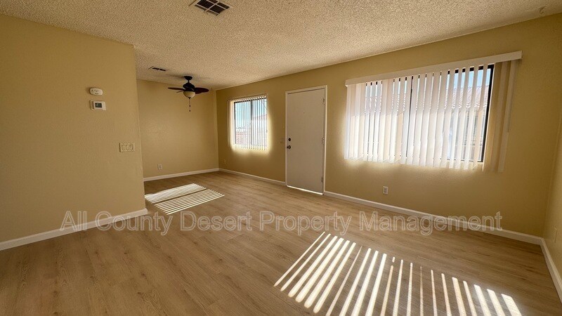 Building Photo - 13079 Eliseo Rd