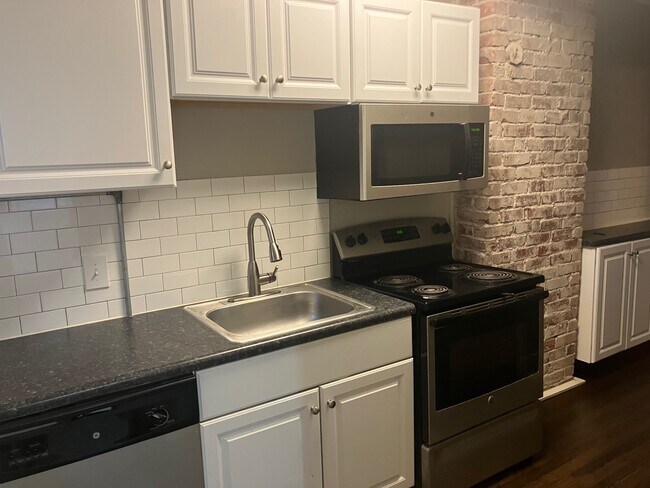 Building Photo - 4025 Harrison Street