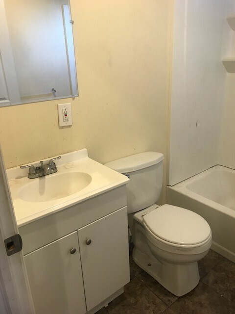 Building Photo - 2937 Weikel St