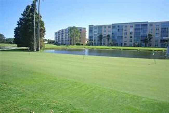 Building Photo - 4210 Ironwood Cir