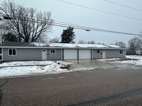 Building Photo - 2 Bedroom Duplex