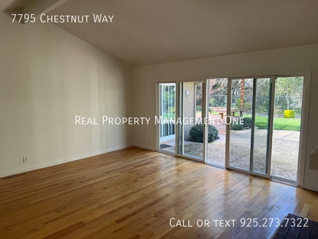 Building Photo - 7795 Chestnut Way