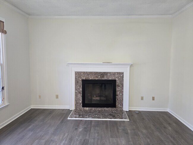 Building Photo - 5104 Grist Mill Ct