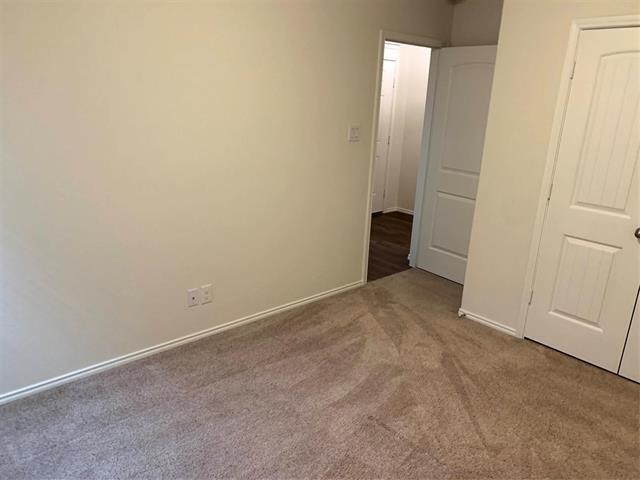 Building Photo - 2444 Larimar Dr