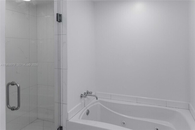 Building Photo - 55 SE 6th St