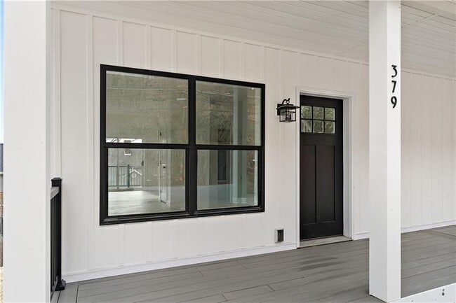 Building Photo - 379 Beaver St