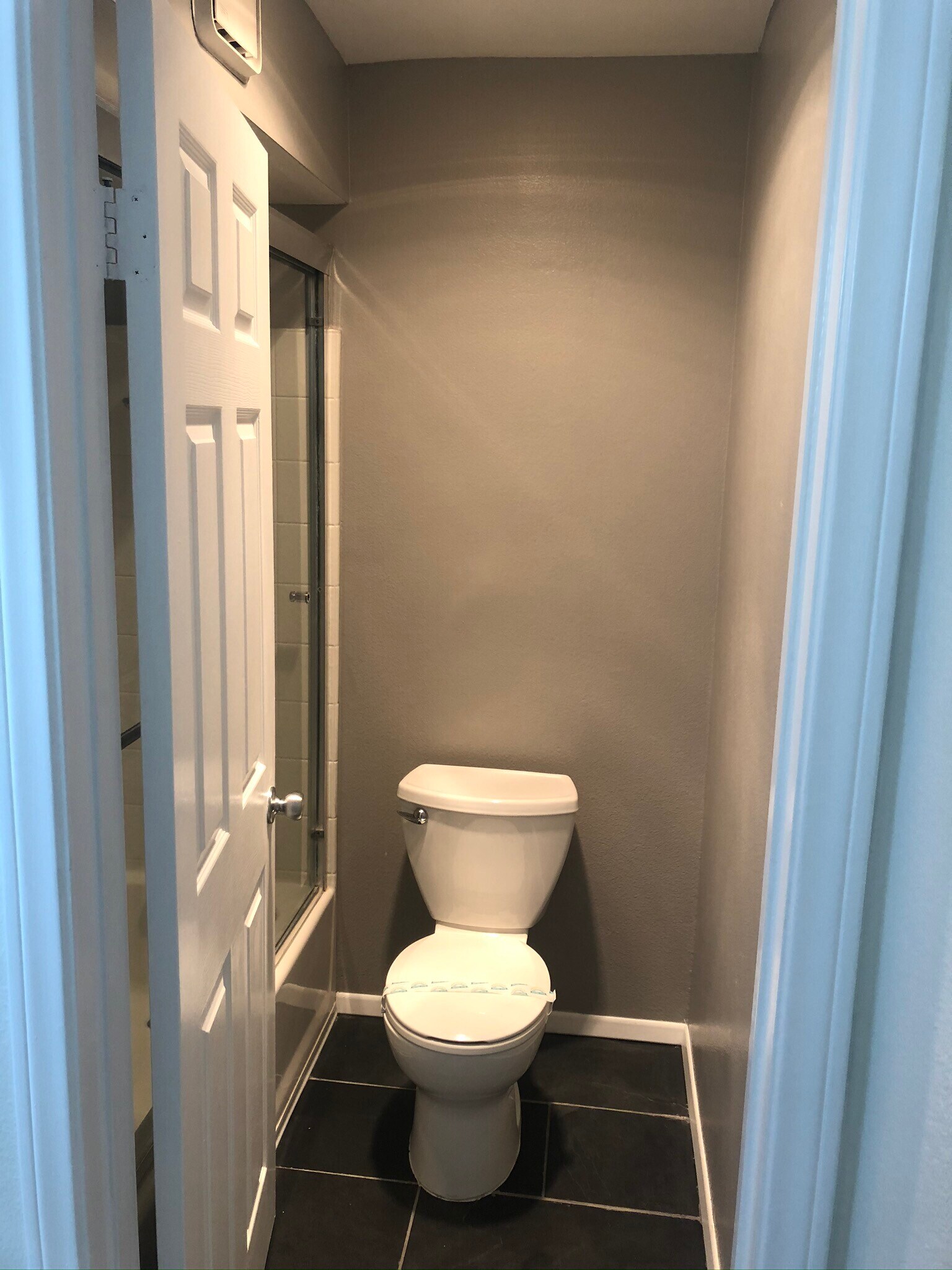 Building Photo - 3078 Broadway