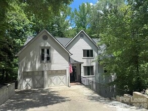 Building Photo - 6629 Tuskan Dr