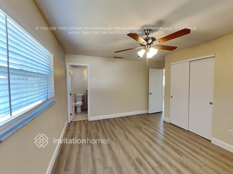 Building Photo - 7413 Fieldcrest Ave