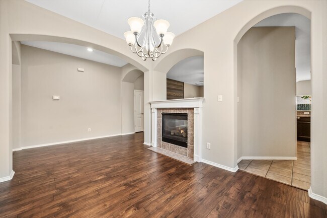 Building Photo - 17218 Double Lilly Dr