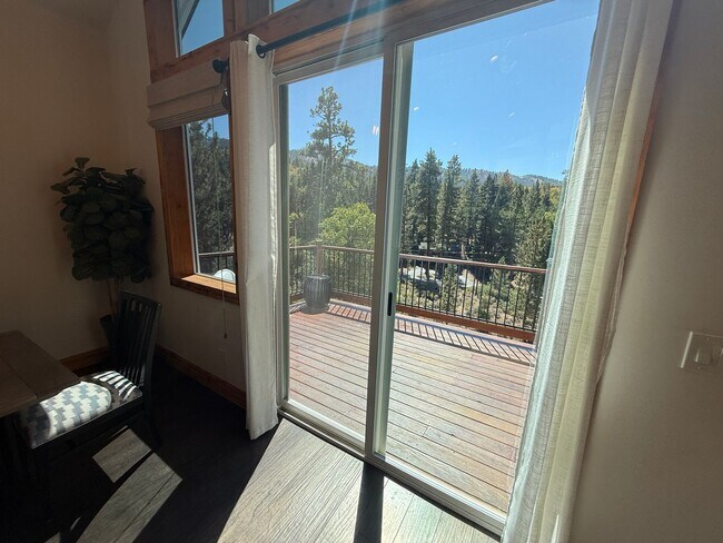 Building Photo - Stunning 4-Bedroom Home with Amazing Views, EV Charger & Solar in Big Bear!