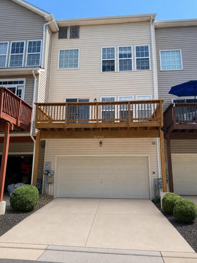 Building Photo - 21002 Kittanning Ln