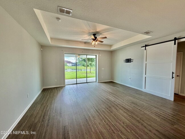 Building Photo - 95208 Snapdragon Dr