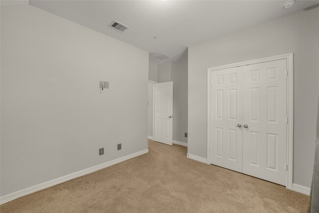 Building Photo - 10919 Walts Run Ln
