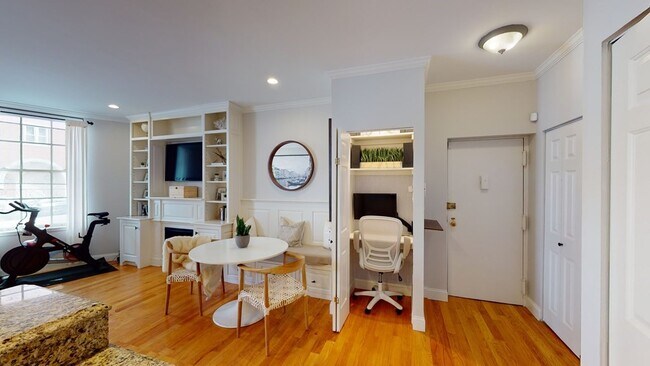 Building Photo - 27 Bowdoin St