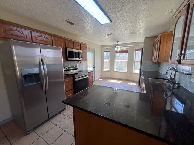 Building Photo - 3709 Benjamin Davis Dr