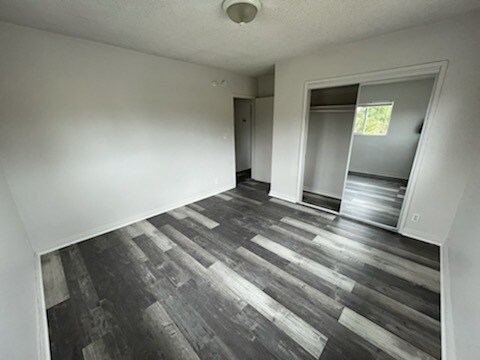 Building Photo - 6923 Ben Ave