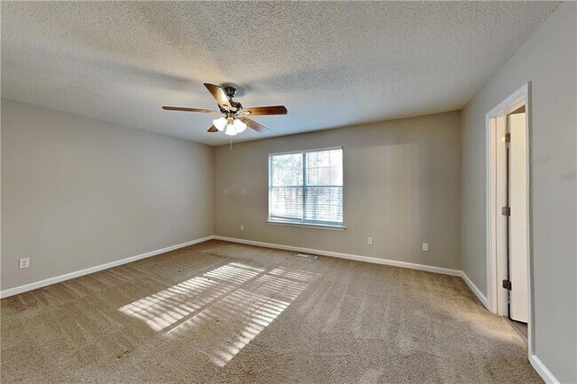 Building Photo - 192 Seals Dr