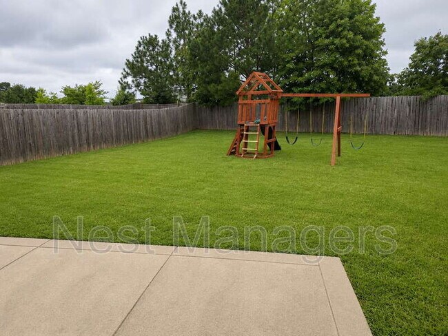Building Photo - 2502 Clear Pines Ct