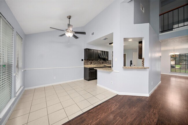 Building Photo - 21627 Park Brook Dr