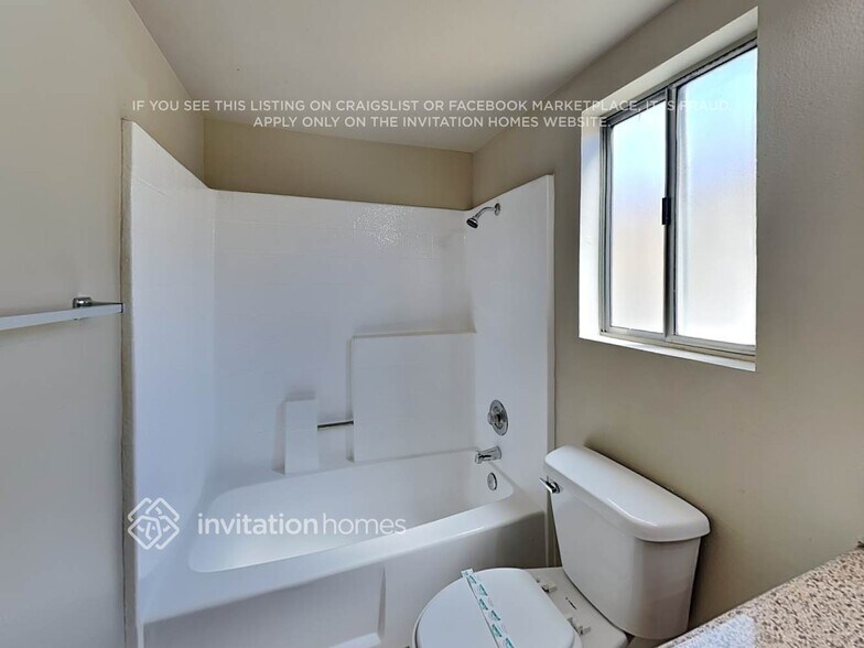 Building Photo - 11951 Sugar Creek Ct