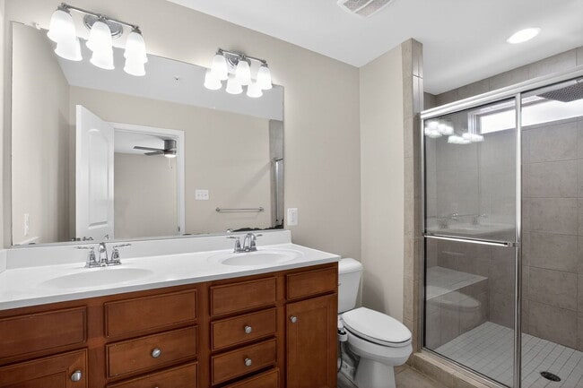 Building Photo - 9822 Ushers Pl