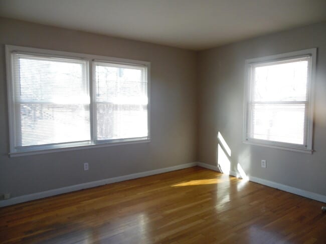 Building Photo - 2157 Cypress Dr