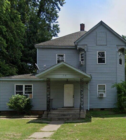 Building Photo - 718 N 18th St