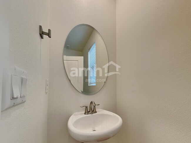 Building Photo - 19301 17th Ave Ct E