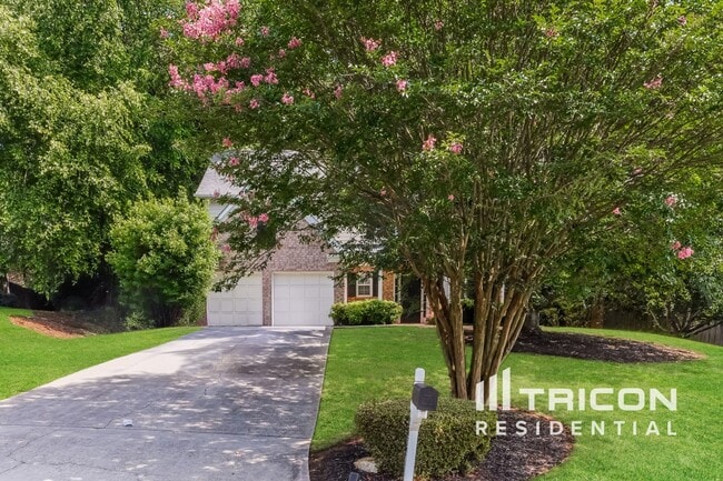 Primary Photo - 5855 Rives Dr