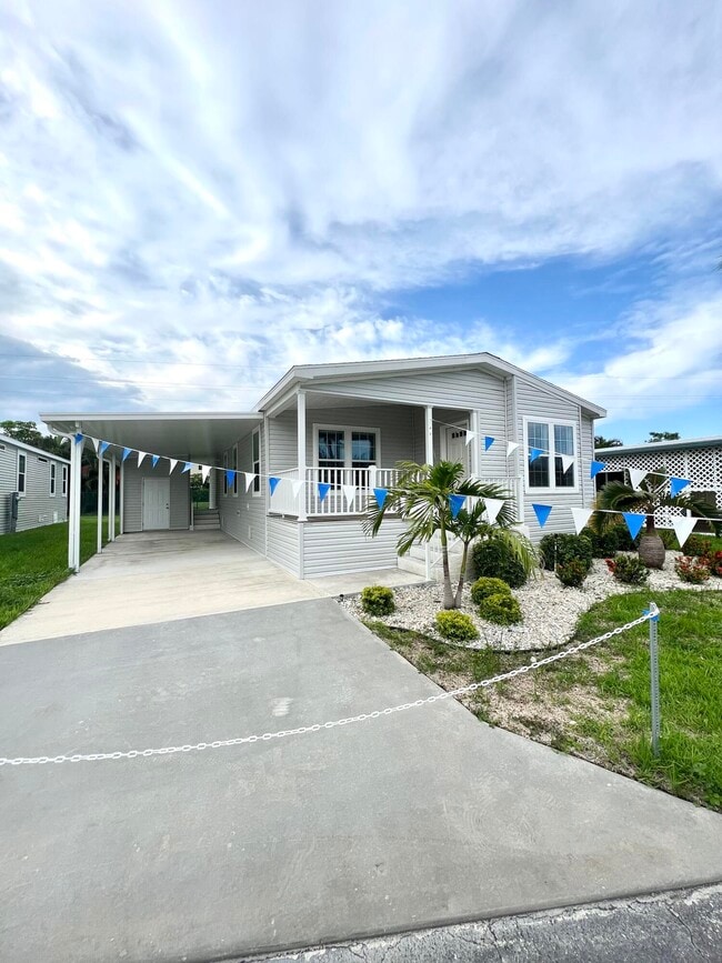 Building Photo - 4099 74th Rd N