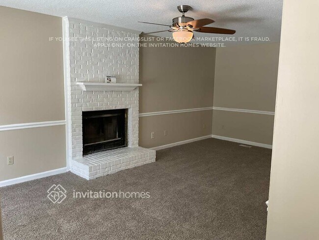 Building Photo - 3620 Castlegate Dr