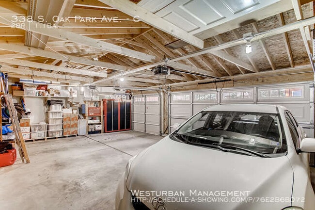 Building Photo - 338 S Oak Park Ave