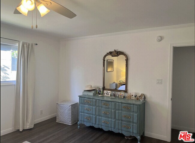 Building Photo - 3125 Stanford Ave