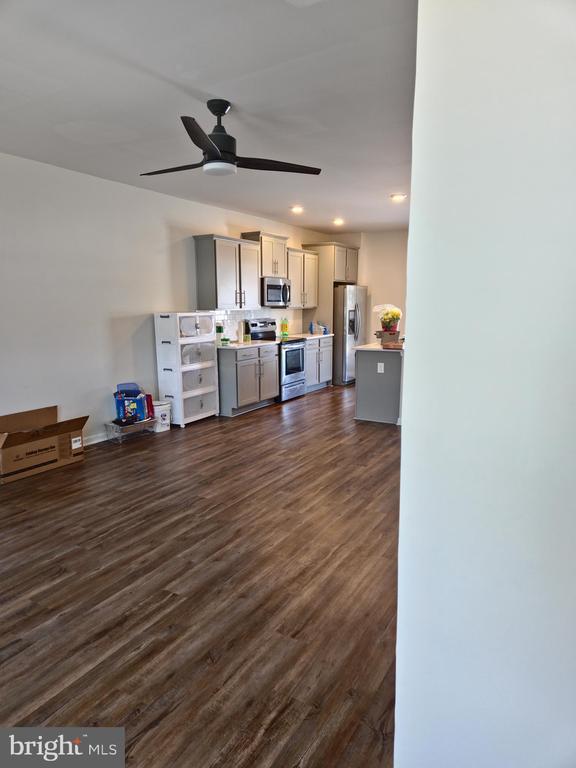 Building Photo - 193 Drexel Ct