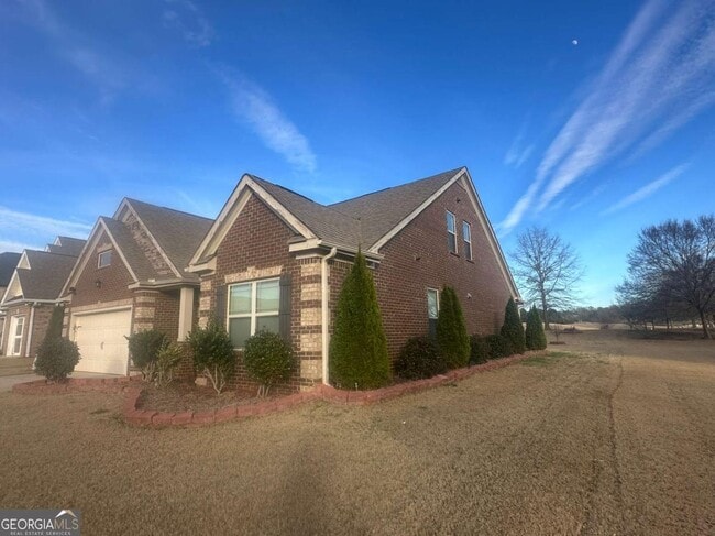 Building Photo - 3368 Alhambra Cir