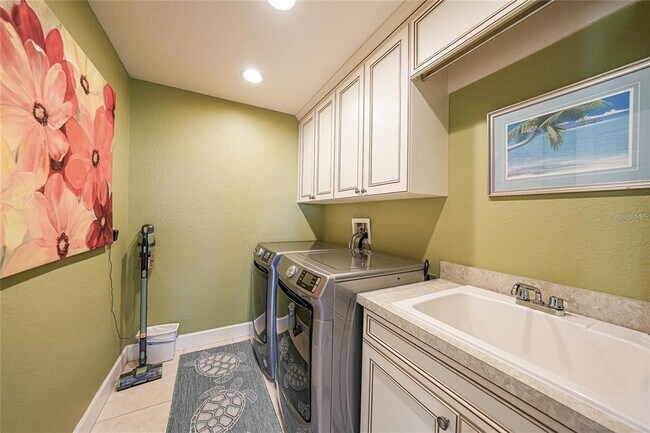 Building Photo - 6751 Portside Ln