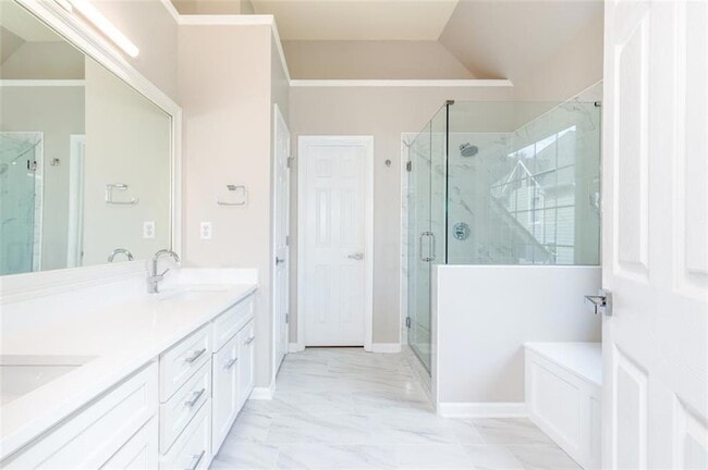 Building Photo - 3418 Rose Arbor Ct